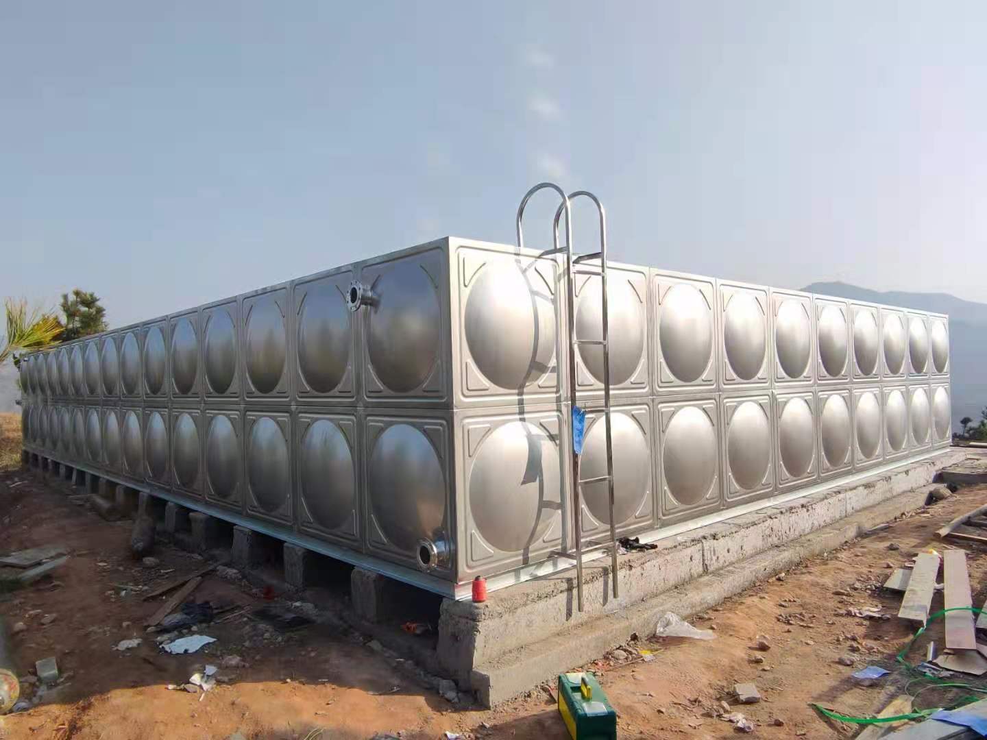 換熱站設(shè)備廠家分析真空鍋爐工作原理